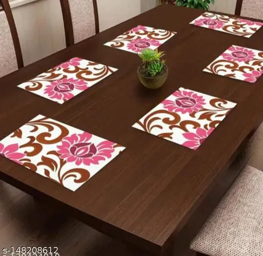 Beautiful 6 pes table mat set