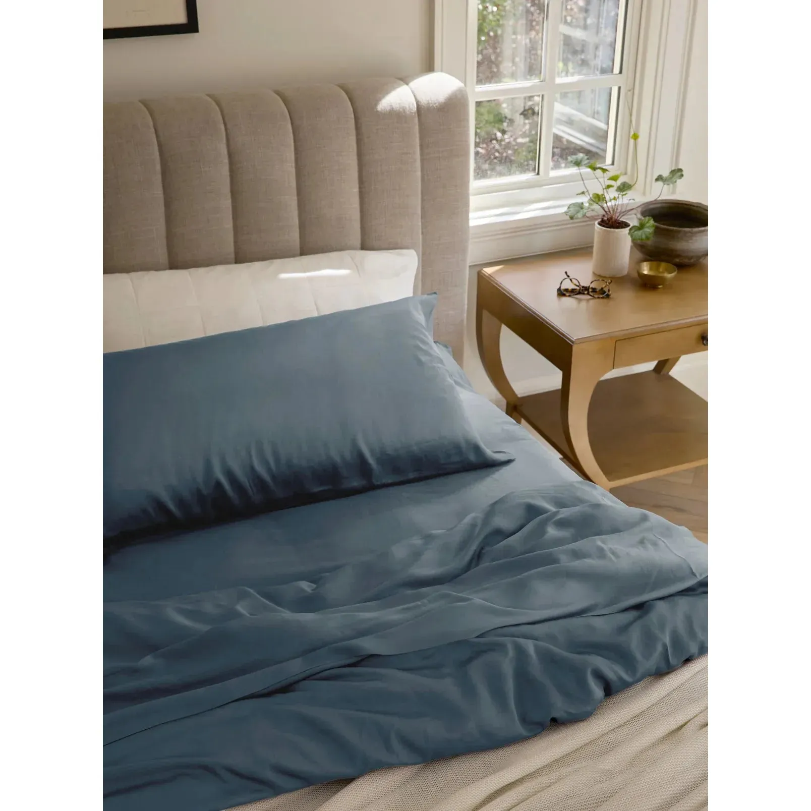 Cozy Earth Bamboo Fitted Sheet Available in Queen and King Sizes