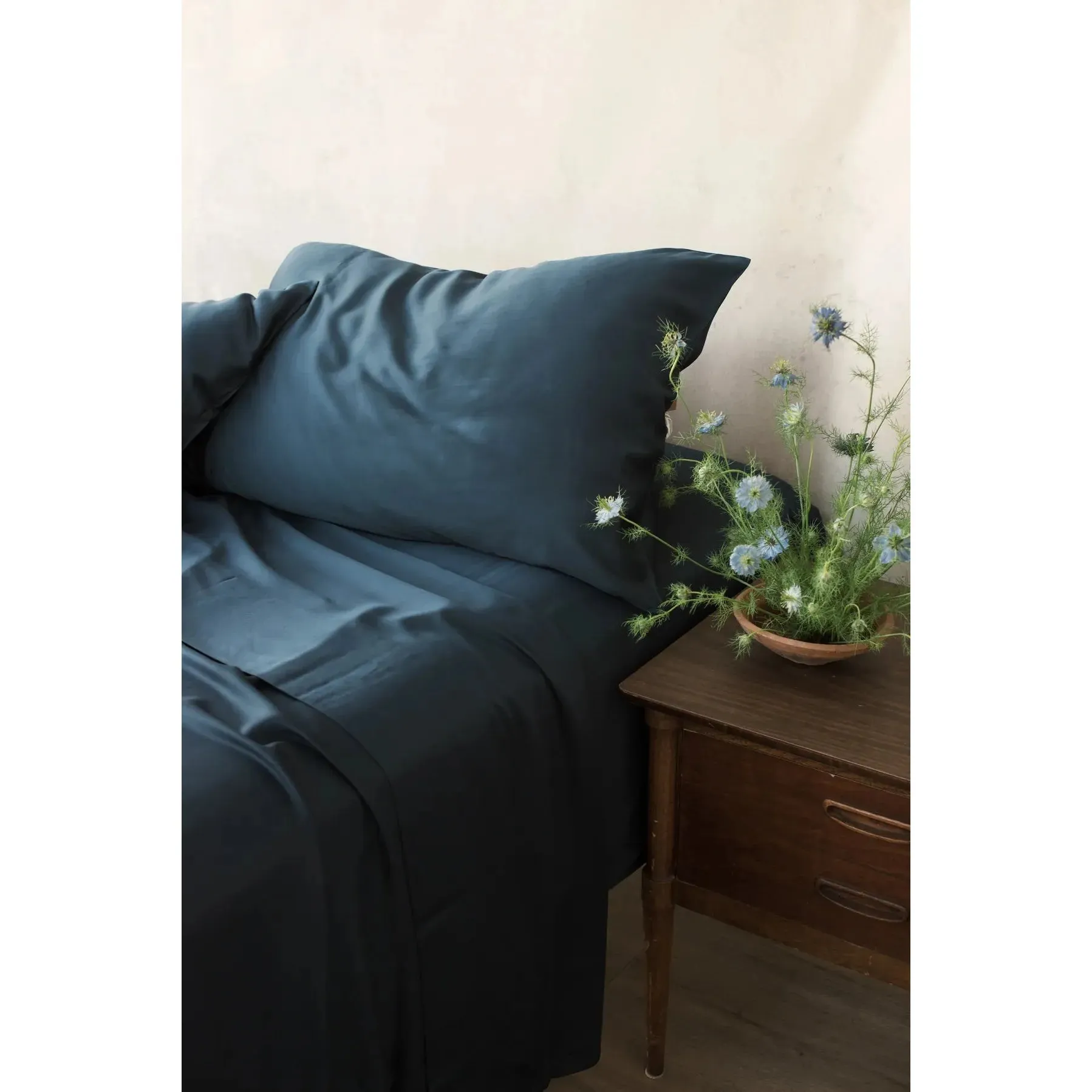 Cozy Earth Bamboo Fitted Sheet Available in Queen and King Sizes