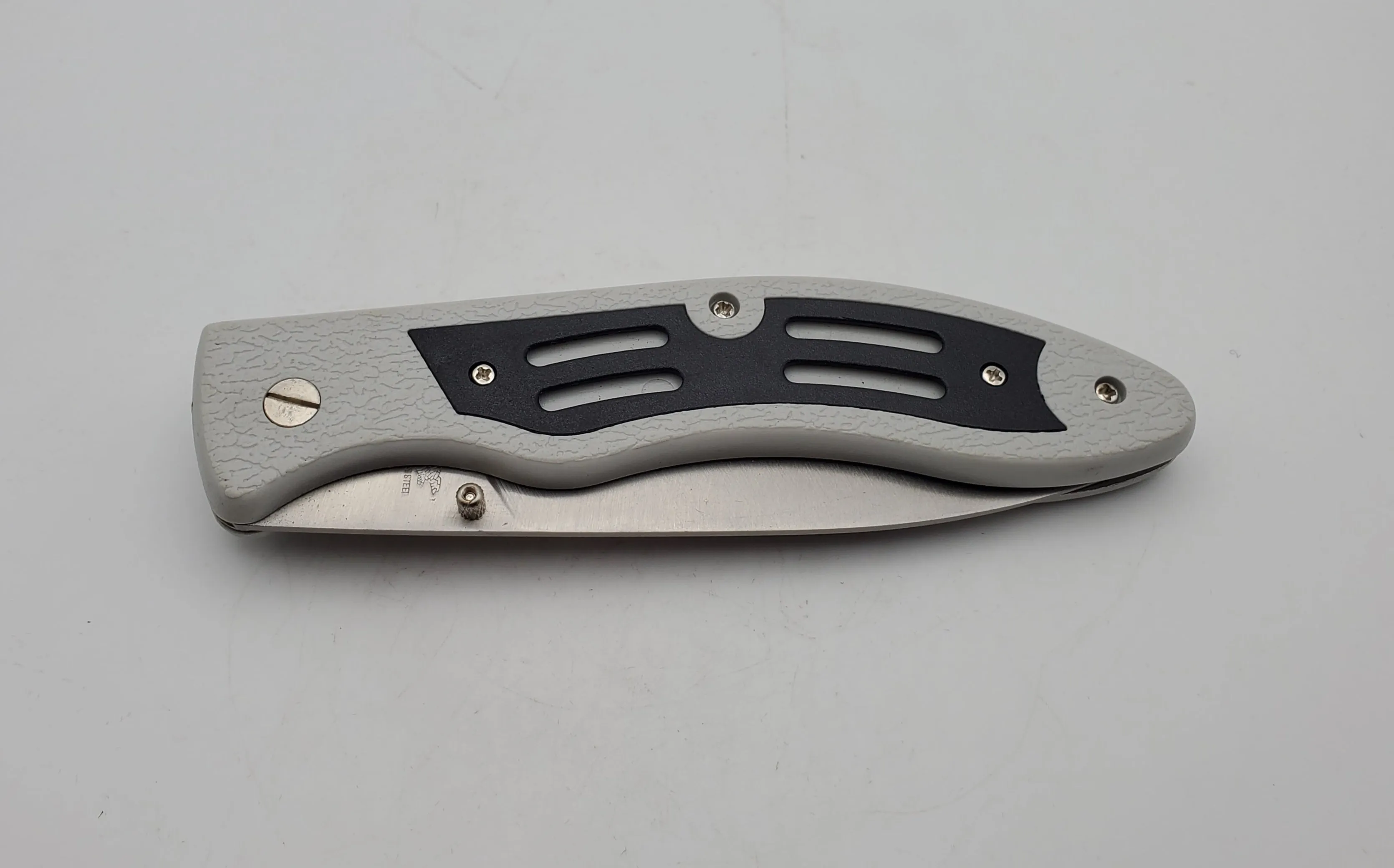 Frost Cutlery - Silver Talon Pocker Knife