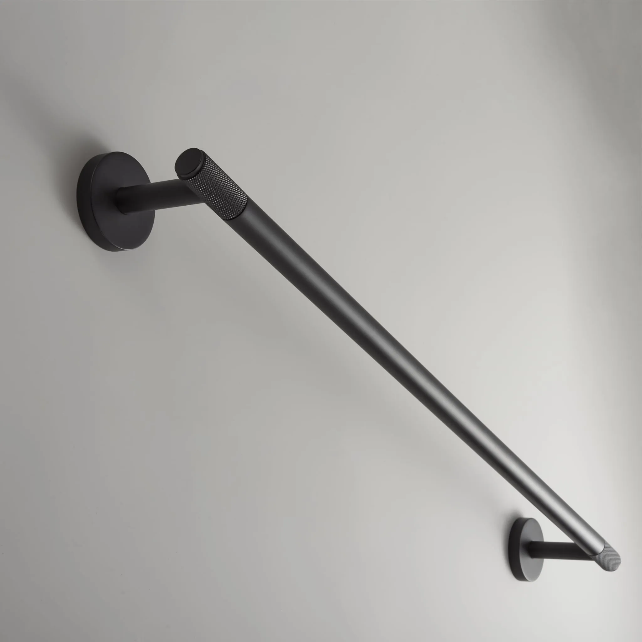 KRAM Knurled Solid Brass Towel Rail