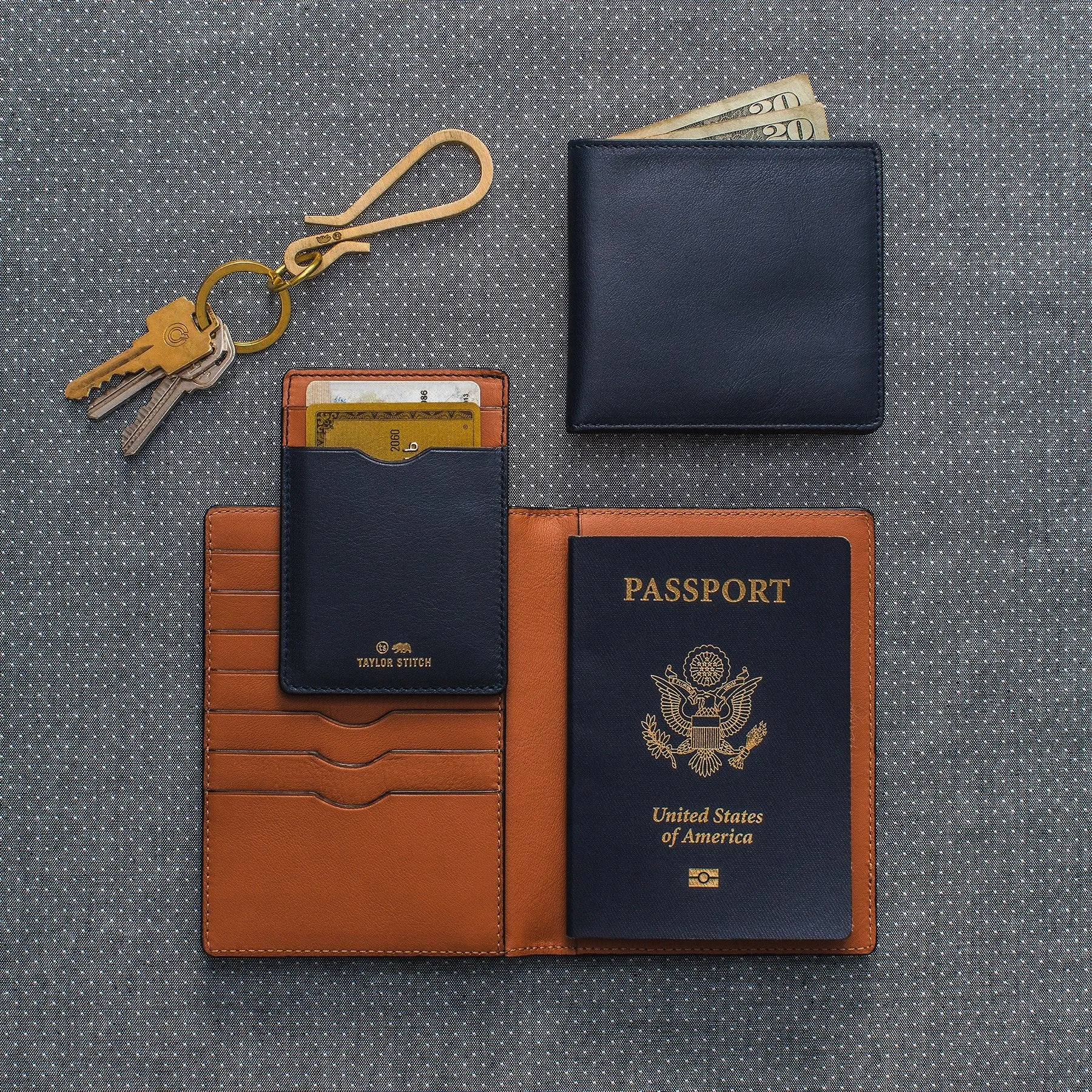 The Minimalist Wallet in Navy