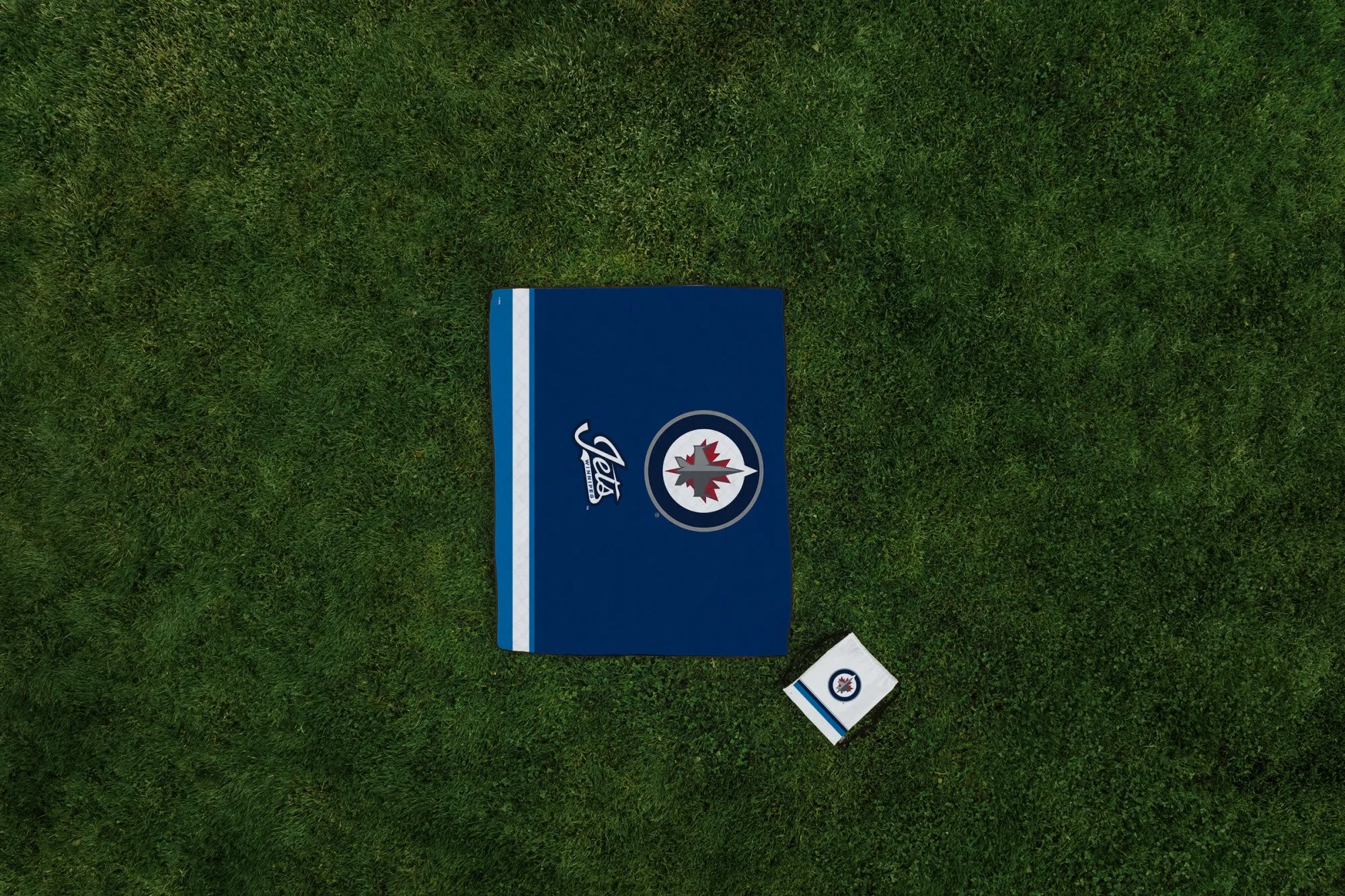 Winnipeg Jets - Impresa Picnic Blanket